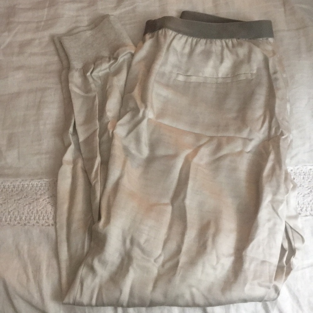 Vince silk joggers